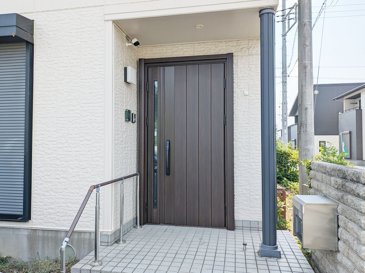 断熱玄関ドアで快適性アップ